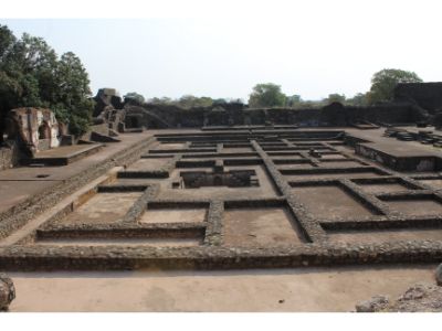 Mandu: Mosiacs of History and Architect
