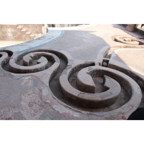 Mandu: Mosiacs of History and Architect