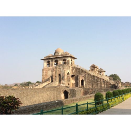 Mandu: Mosiacs of History and Architect