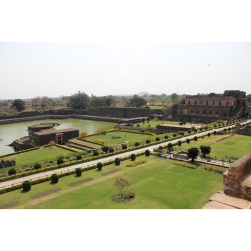 Mandu: Mosiacs of History and Architect