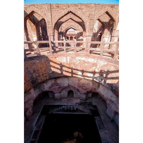 Mandu: Mosiacs of History and Architect